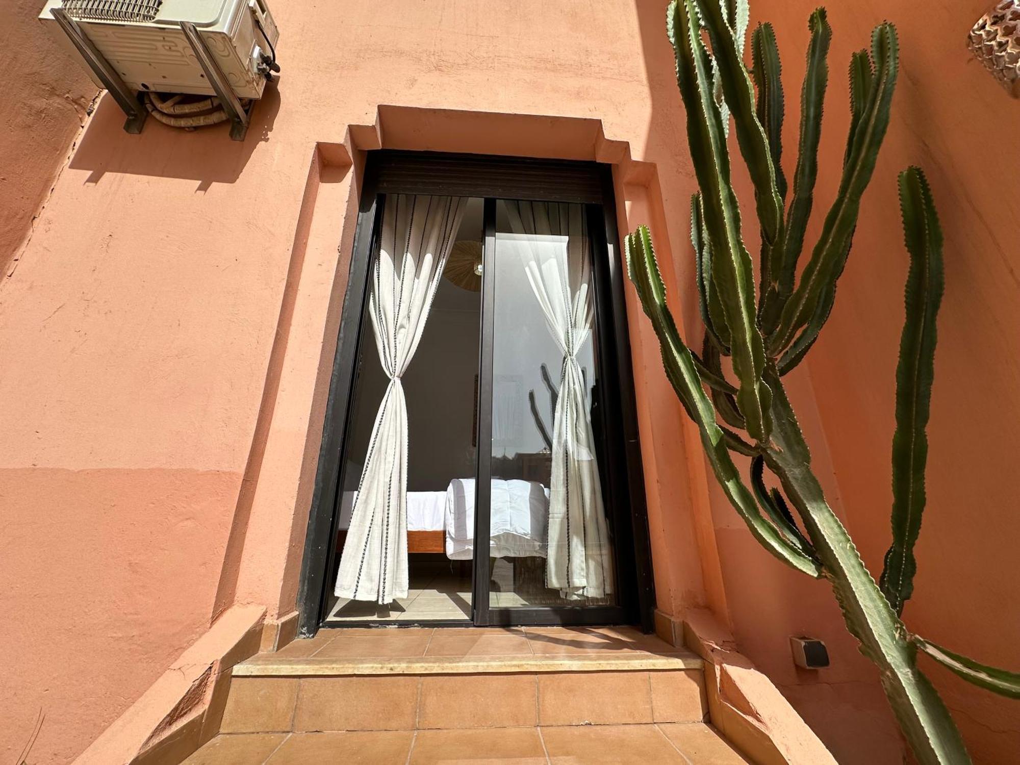 Oasis De Detente Avec Terrasse Et Vue Sur Piscine 马拉喀什 外观 照片
